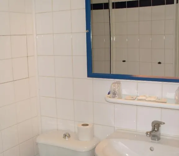 Du Lac Saulx-les-Chartreux